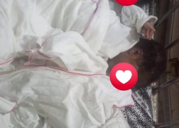 Midwife appeals for support for triplet mother battling for her life