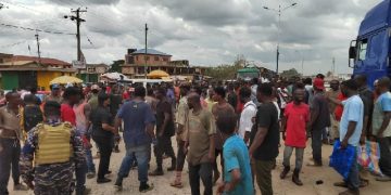 Suame Magazine artisans protest as Rengo construction firm abandons Suame Interchange projects