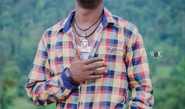 Musician stabbed to death, fans violently storm Hospital to Lynch suspect but police intervened