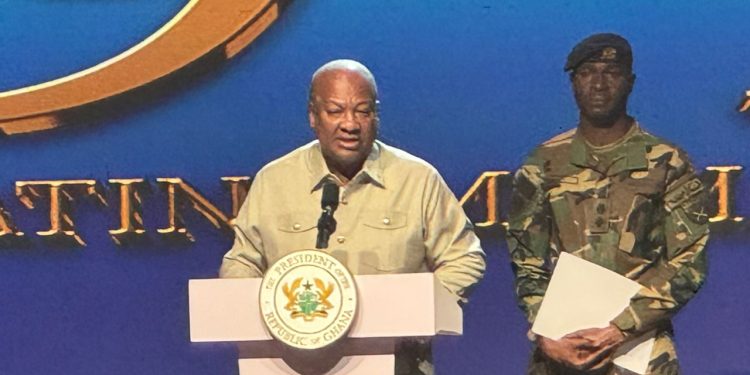 Mahama reaffirms commitment to press freedom at GJA Awards in Kumasi