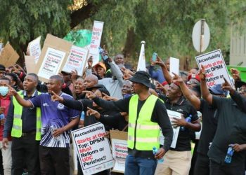 Labour unions accuse organised labour leadership of weakness, lack of transparency in 2026 Base Pay talks