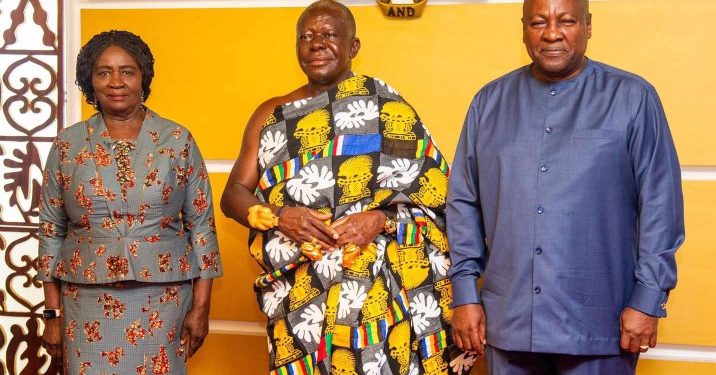 Asantehene’s Bi Nka Bi cloth sends powerful peace message at Bawku mediation report presentation