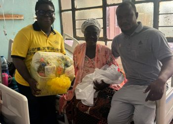 MTN distributes 700 baby hampers to Christmas Day Mothers nationwide.