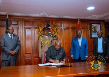 President Mahama arrives in Kenya for Jamhuri Day.