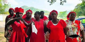 Wives of ATL workers protest over 7 months unpaid salaries of their husbands