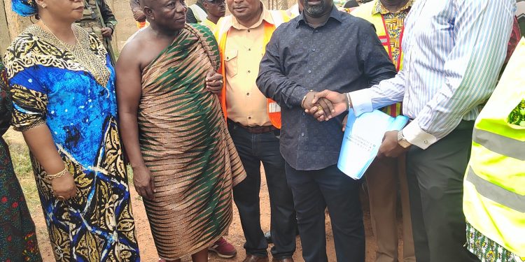 Kumasi Mayor hands over abandoned classroom project for completion at Santasi M/A School