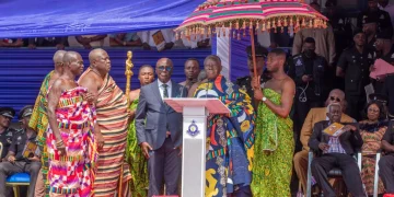 Get me a uniform; I will be a policeman when I return – Otumfuo Osei Tutu II tells IGP Yohunu