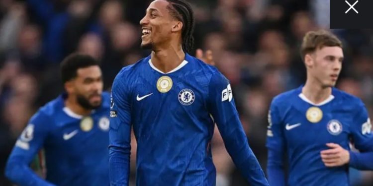 Pedro, Palmer deliver as Chelsea edge Brentford 2-