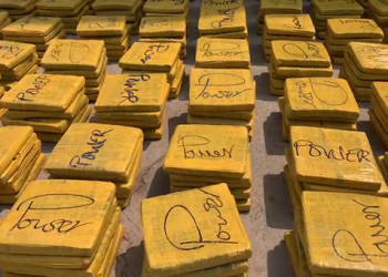 Ashanti South Police intercept 713 slabs of suspected indian hemp at Asanso Snap-Check