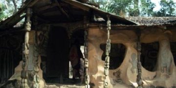 Ghana teacher accused of invoking curses on students over gossip