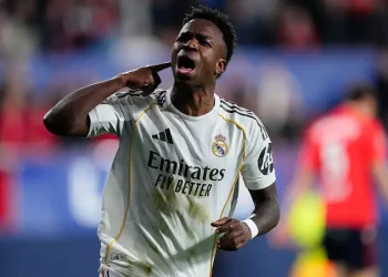 Vinicius Jr scores again but Real Madrid fall to Osasuna, handing Barcelona title edge
