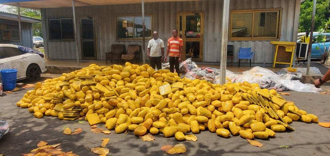 Tema Police intercept truck with 3,009 slabs of suspected cannabis; two arrested over GH¢150,000 bribe attempt