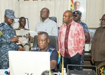 Ghana bans land transit of cooking oil after revenue loss probe