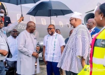 Asantehene received in South Africa by Ghana’s High Commissioner