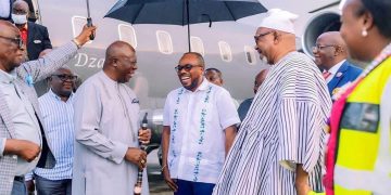 Asantehene received in South Africa by Ghana’s High Commissioner