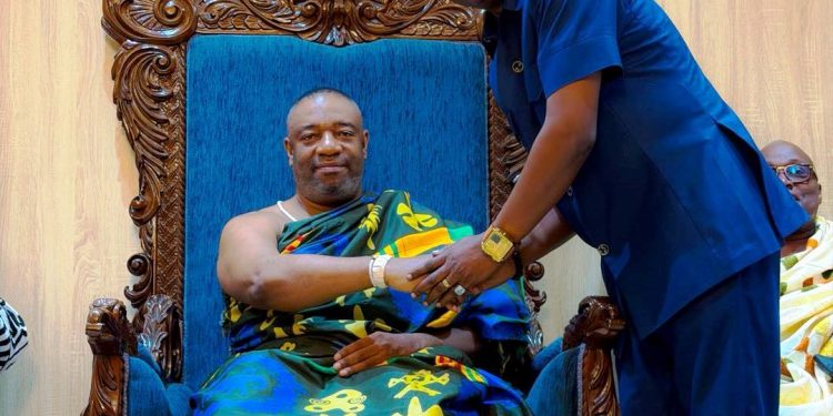 GIFEC Administrator Calls on Ga Mantse, Donates Computers to Traditional Council