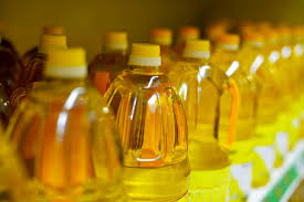 Gov’t bans land transit of cooking oil after revenue loss probe
