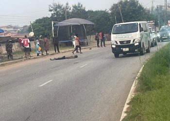 Pedestrian knocked down by private vehicle at South Suntreso