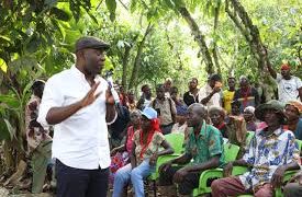 Cocoa Farmers in Birim North accuse Minority Caucus of using ‘strangers’ for political propaganda