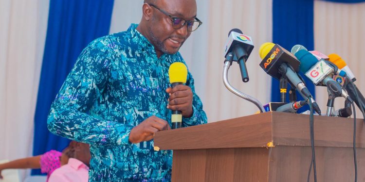 Abuakwa South MP pumps nearly GH¢1M into 418 students’ education