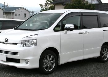 Transport operators reject NRSA ban on Toyota Voxy for commecial transport