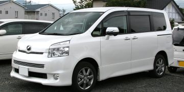 Transport operators reject NRSA ban on Toyota Voxy for commecial transport