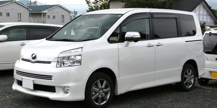 Transport operators reject NRSA ban on Toyota Voxy for commecial transport