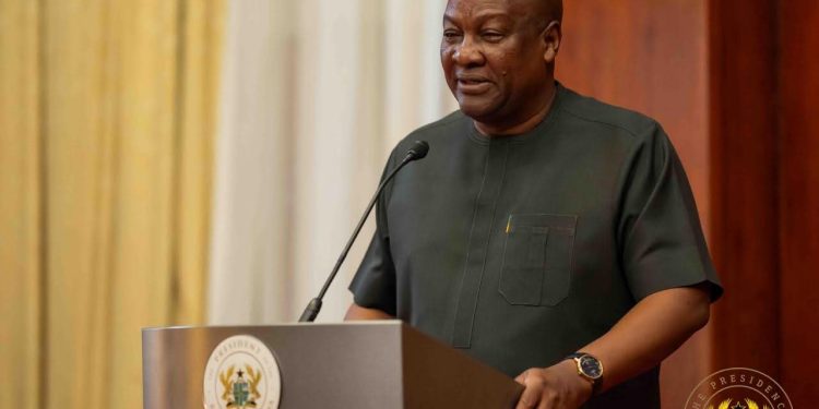 Mahama reaffirms commitment to inclusive dev’t after meeting Eastern Regional Chiefs