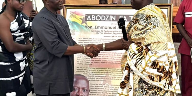 Western Regional House of Chiefs honours Armah-Kofi Buah for resolving five-year leadership impasse