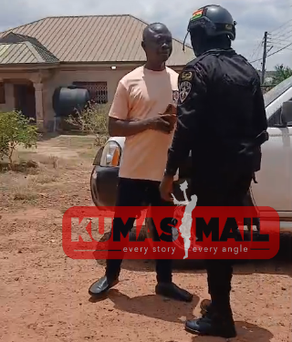 Video: Police officer assault ECG staff over GH¢13,191.69 electricity debt