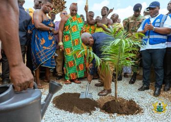 Mahama cuts sod for 1,000-unit Green City housing project in Ashanti Region