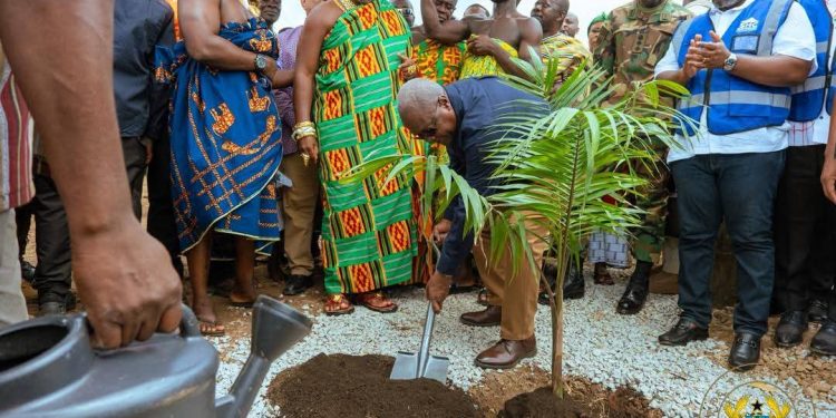 Mahama cuts sod for 1,000-unit Green City housing project in Ashanti Region