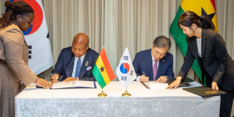 Ghana, South Korea sign visa waiver Agreement for diplomatic and service passport holders