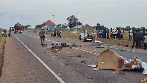 Seven feared dead in VVIP bus and Toyota Sienna collision at Zebilla