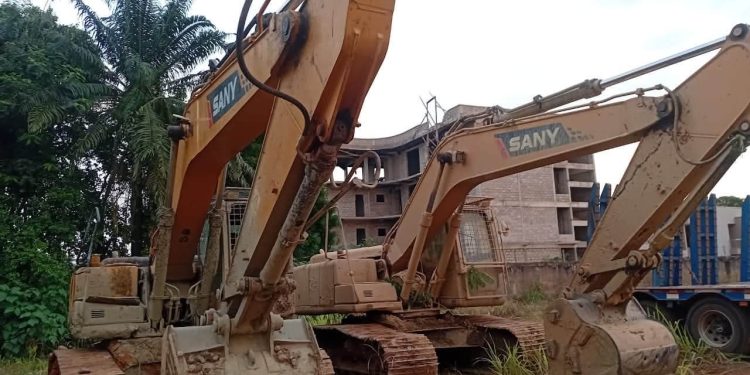 National Security team seizes five excavators in Galamsey crackdown at Bosomtwe