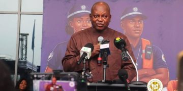 Transport Minister Launches ‘No Life Jacket, No Travelling’ Policy, Commissions 200 Safety Guards