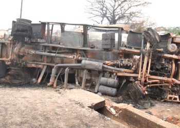 A/R : Two killed in fuel Tanker explosion at Adubinsu