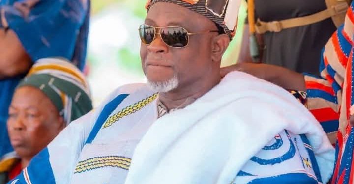 Naa Bakpemah Karinaa leads Abudu Royal Gate delegation to Yendi to mourn Yaa-Naa Abubakari Mahama II