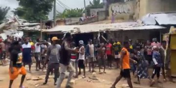 KMA demolition exercise at Asafo turns violent as squatters attack officials with stones