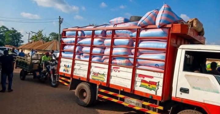 NDC delegation donates food items, four bulls to support Yaa-Naa’s seventh-day Adua