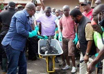 National two-day clean-up exercise begins in seven flood-affected regions