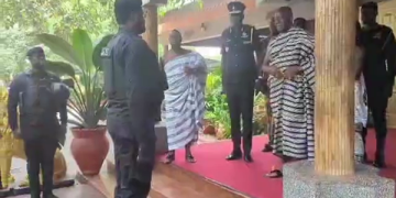 Otumfuo commends IGP, Ashanti Police for strengthening fight against crime