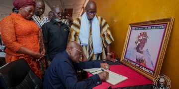 Akufo-Addo pays tribute to late Ya-Na Abukari II, Tolon Naa 2 Akufo-Addo pays tribute to late Ya-Na Abukari II, Tolon Naa