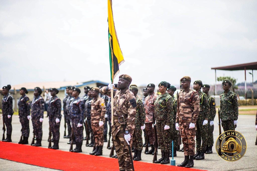 Otumfuo returns to Kumasi after U.S. visit 45 793595745 1456379922980877 2659815540833486912 n