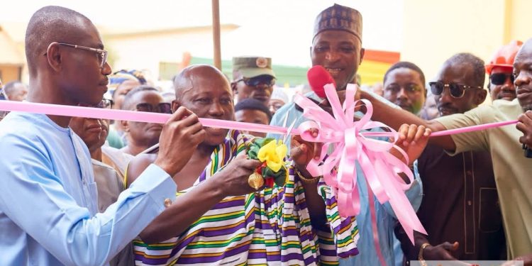 Muntaka commissions new Classroom block for Asokore Mampong R/C and Aboabo Middle B schools