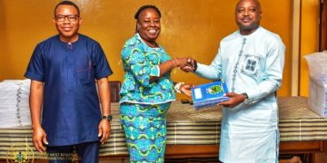 Puozuing donates 13,800 exercise books as Upper West schools reopen 9 Puozuing donates 13,800 exercise books as Upper West schools reopen