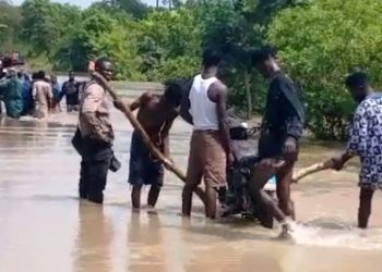 Floods cut off 3 Savannah communities, leave pregnant women without ambulance access