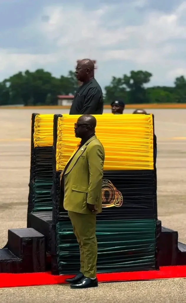 Guard of honour for Otumfuo