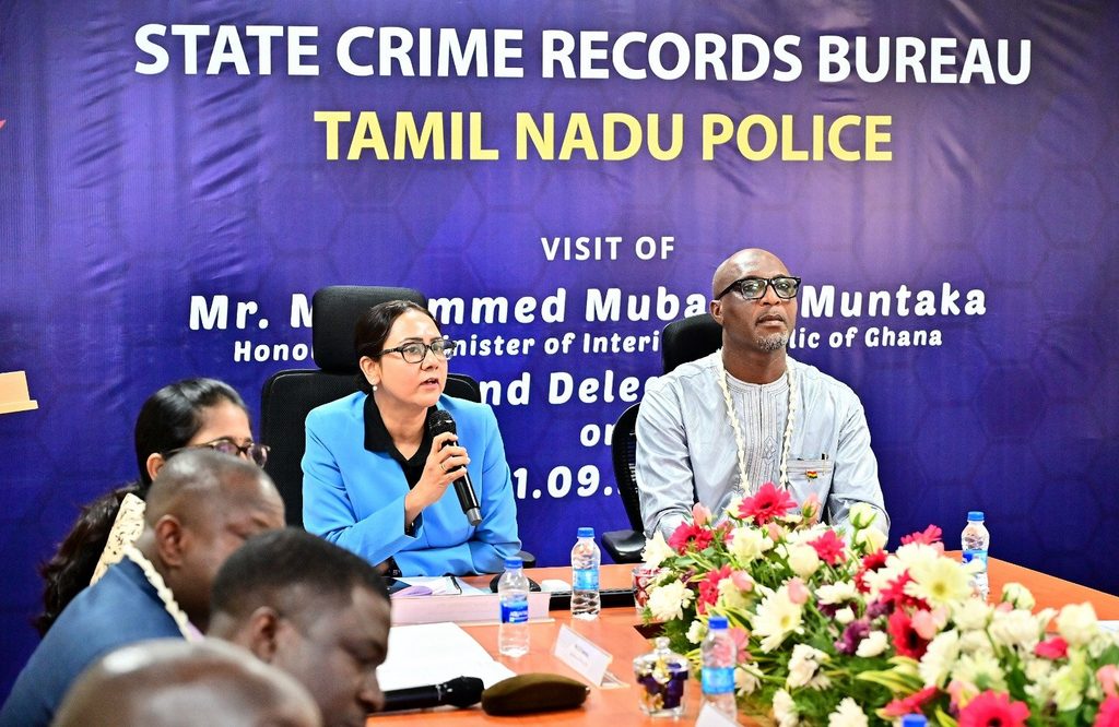 Interior Minister visits Tamil Nadu Police to study crime data technology 43 HSv21GEbAAAtqIN