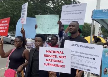 National Service personnel protest over alleged unauthorized deductions